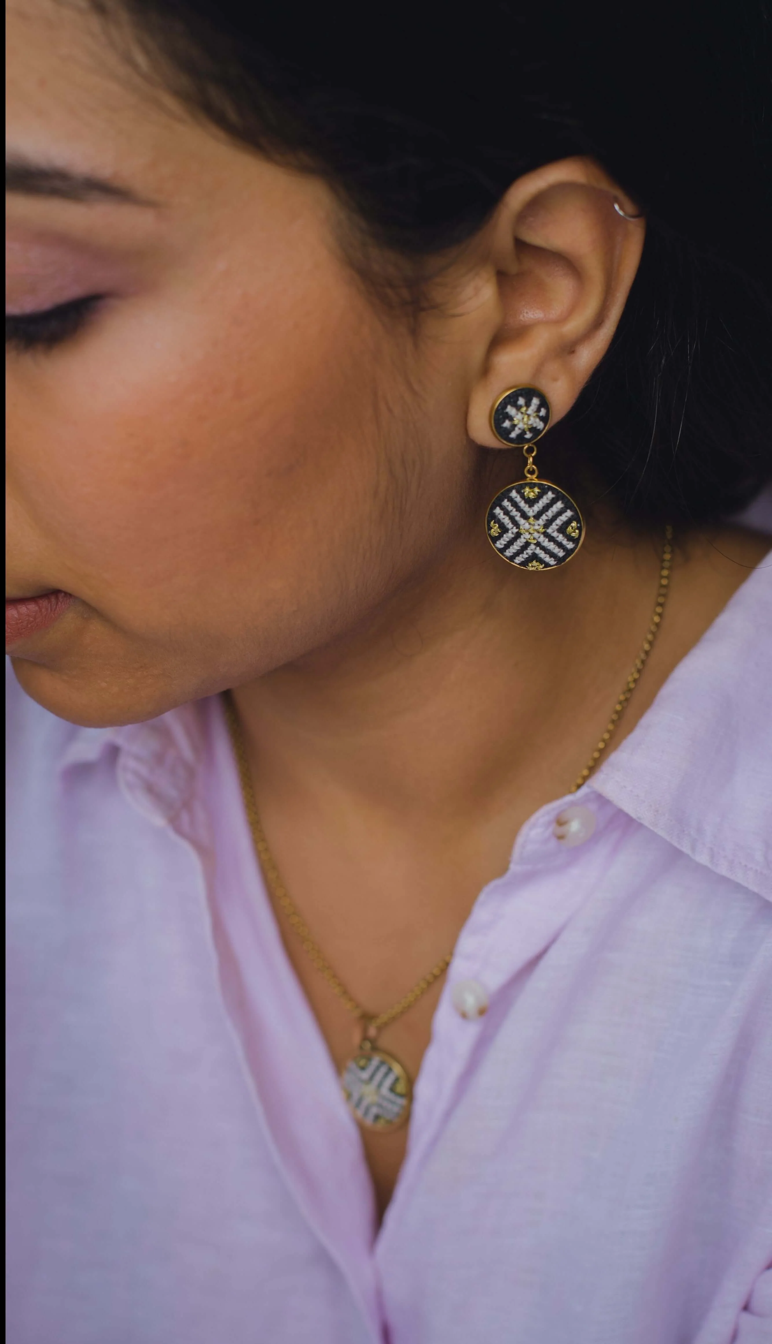 Angelfish Earrings - Arabesque Black - Image 3