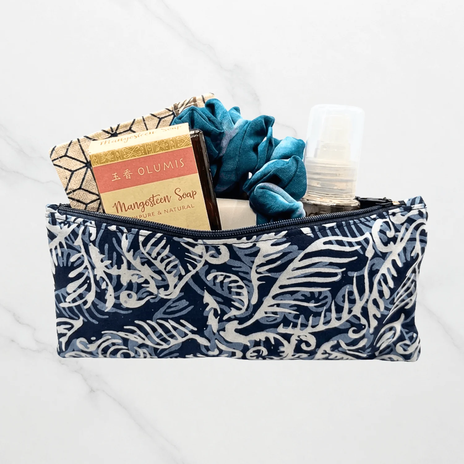 Batik Boutique : Batik Zip Pouch - Image 8