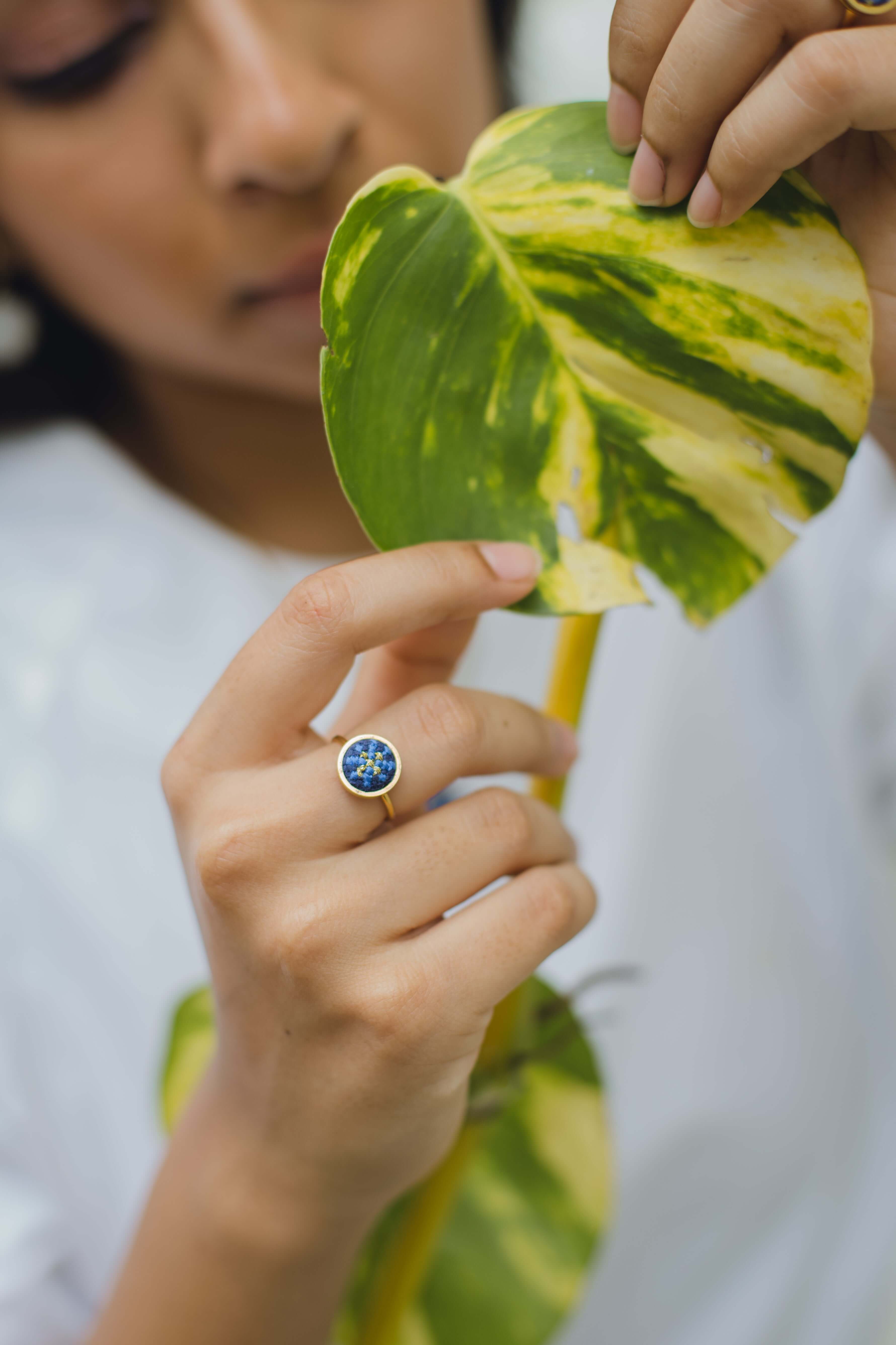 Dolphin Ring - Arabesque Blue - Image 3