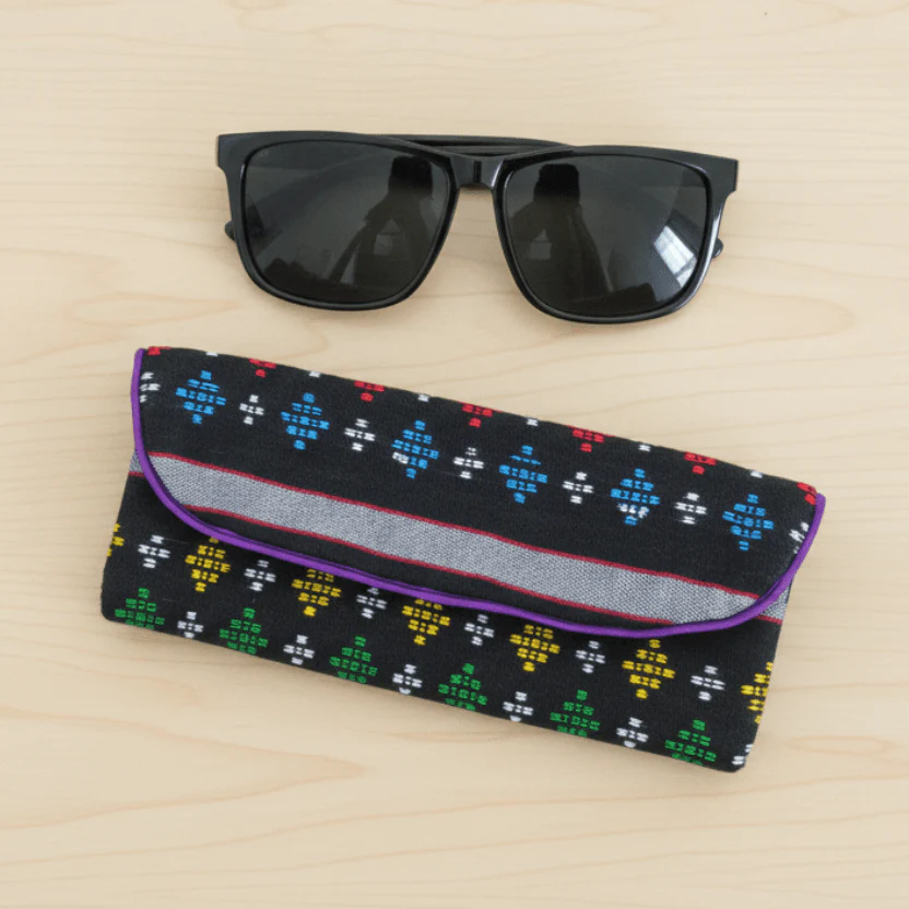 Mang Tha : Glasses Case - Image 4