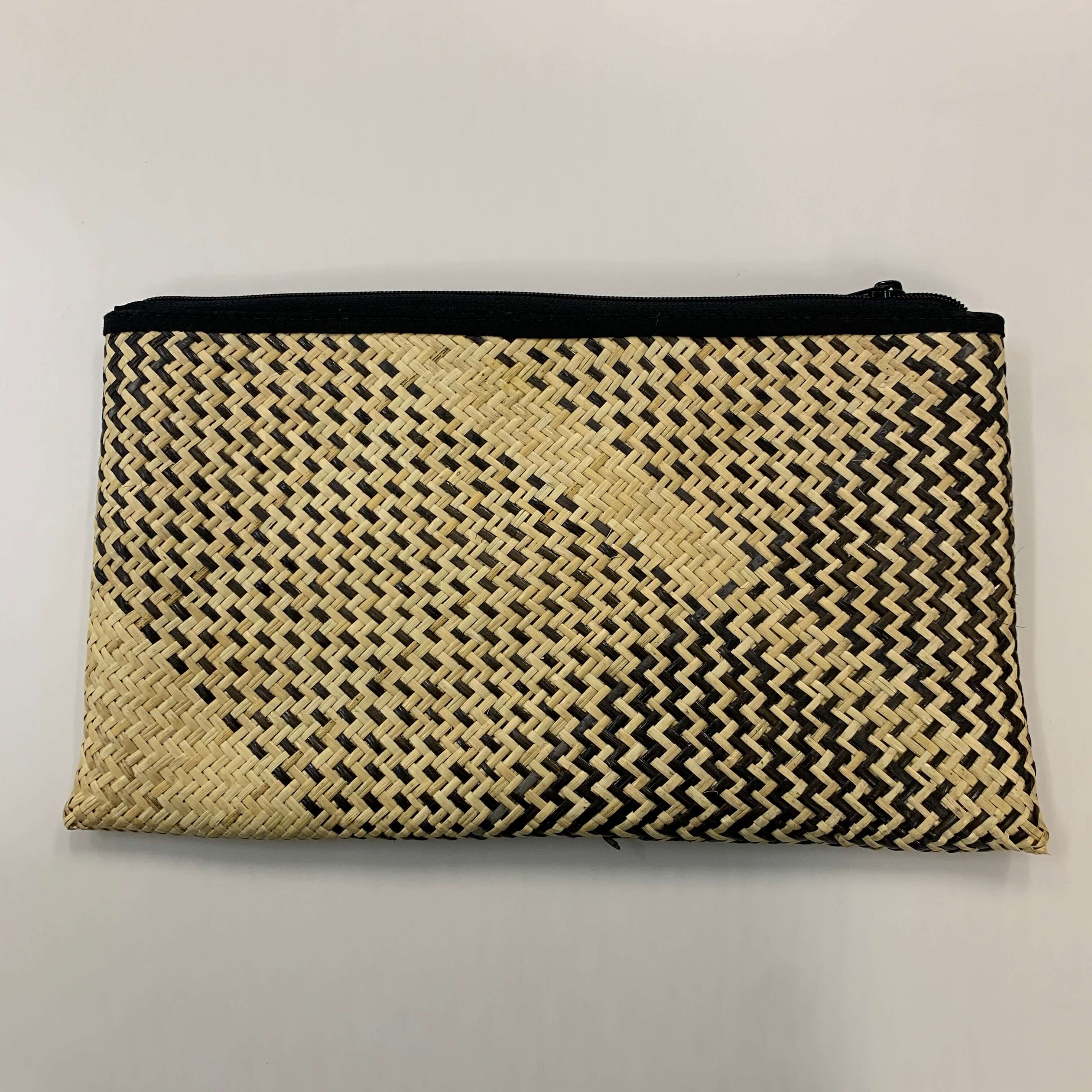 Tanoti : Rattan Magoh Bag - Image 3