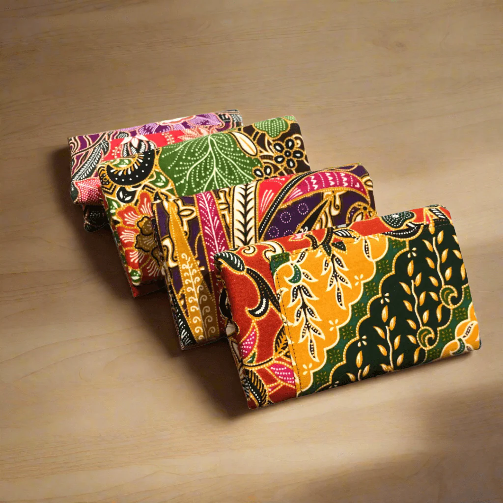 Dignity: The Batik Apron - Image 5