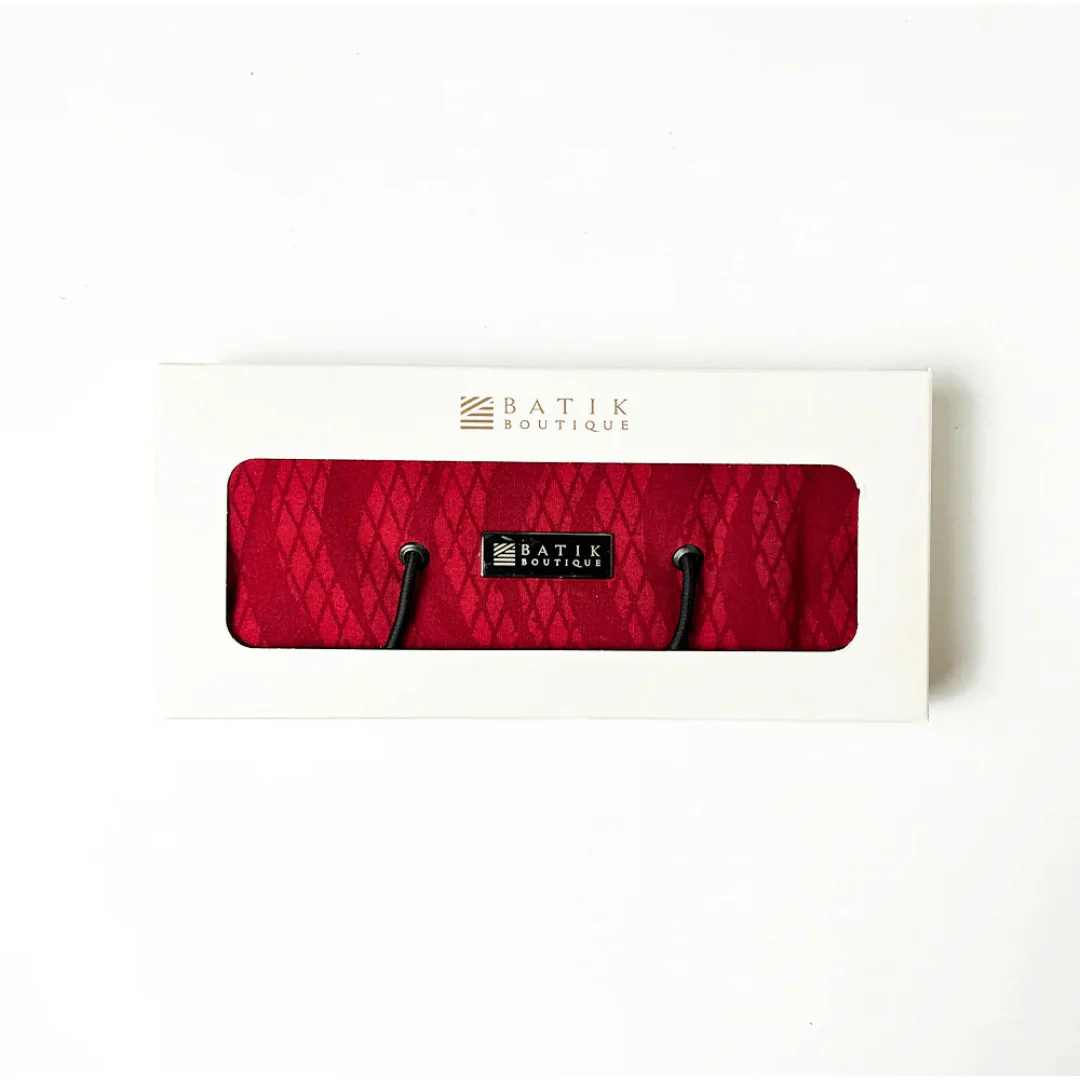 Batik Boutique: Travel Roll-Up Pouch - Image 4
